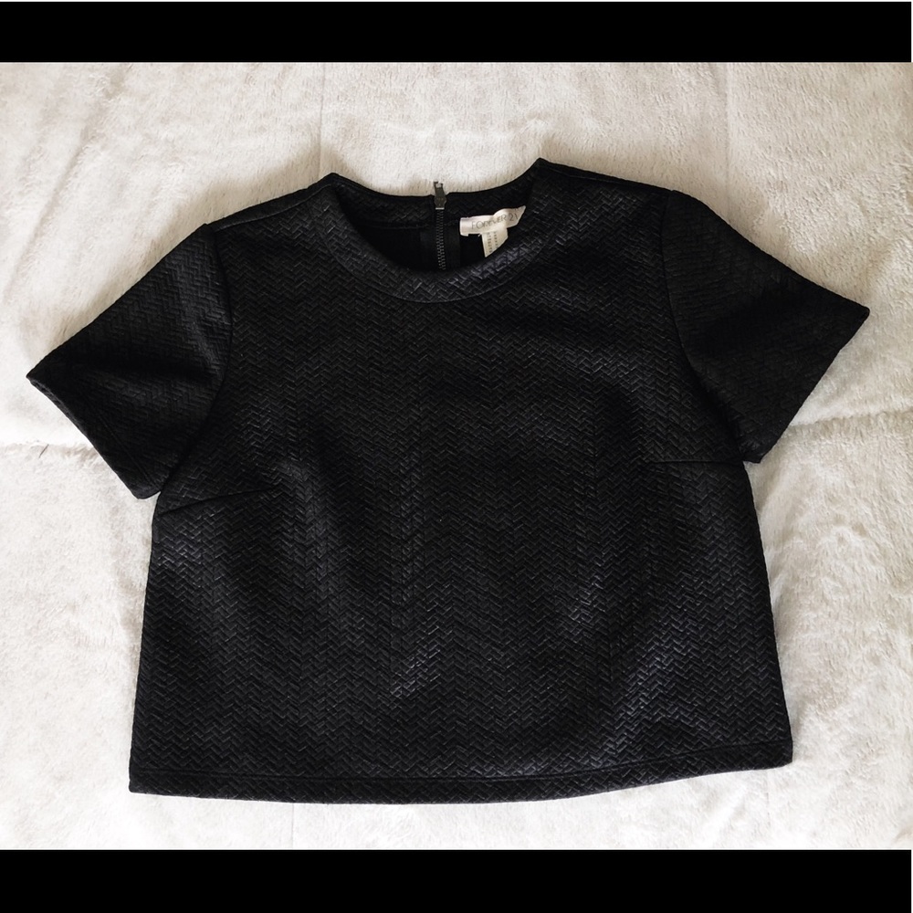 Black short sleeve top